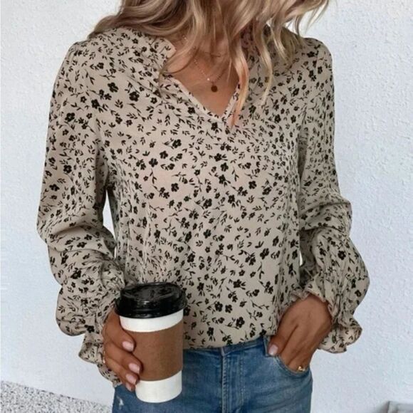 New Boho floral print flounce sleeve blouse - Picture 6 of 9